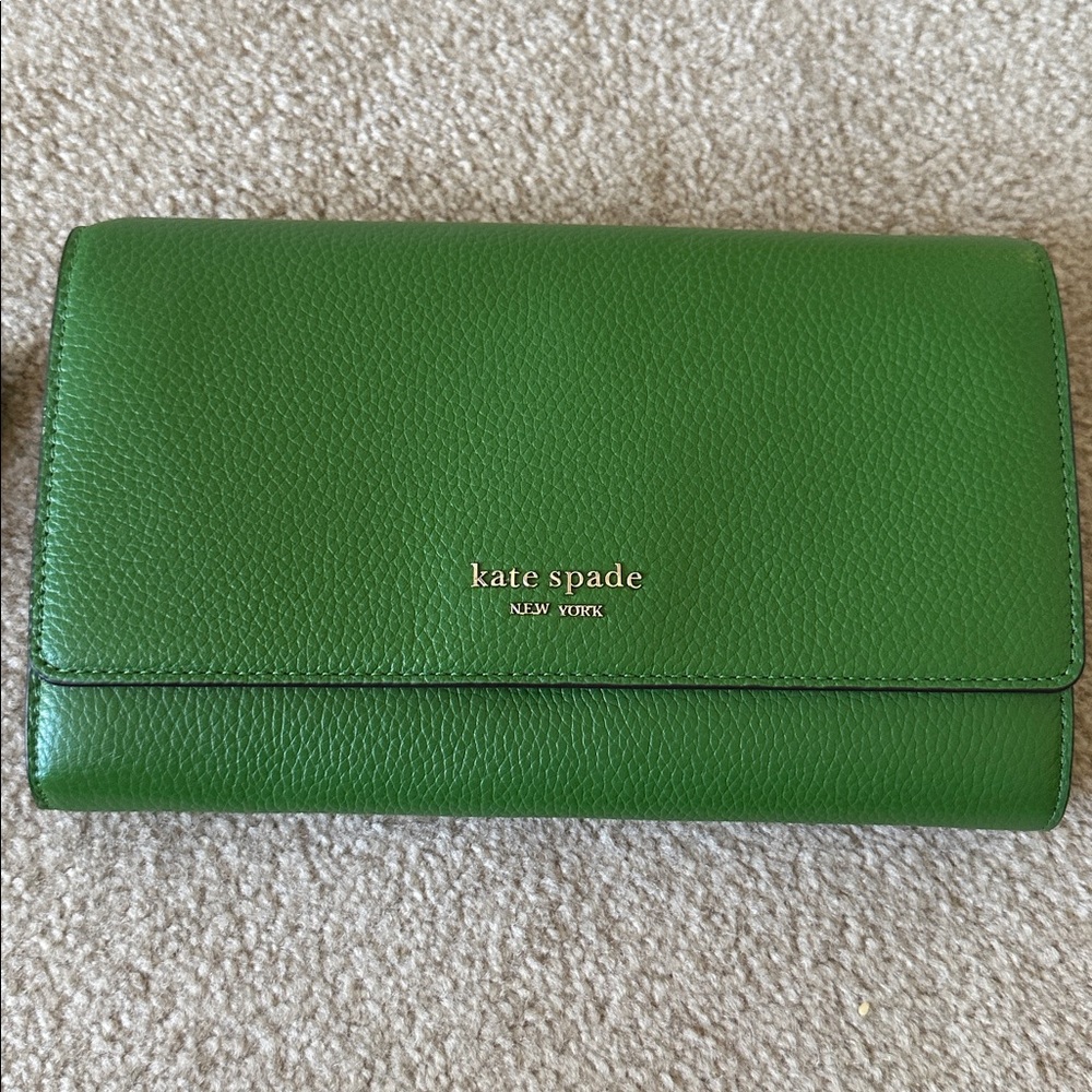Kate Spade Green Leather Chain crossbody wallet Bag